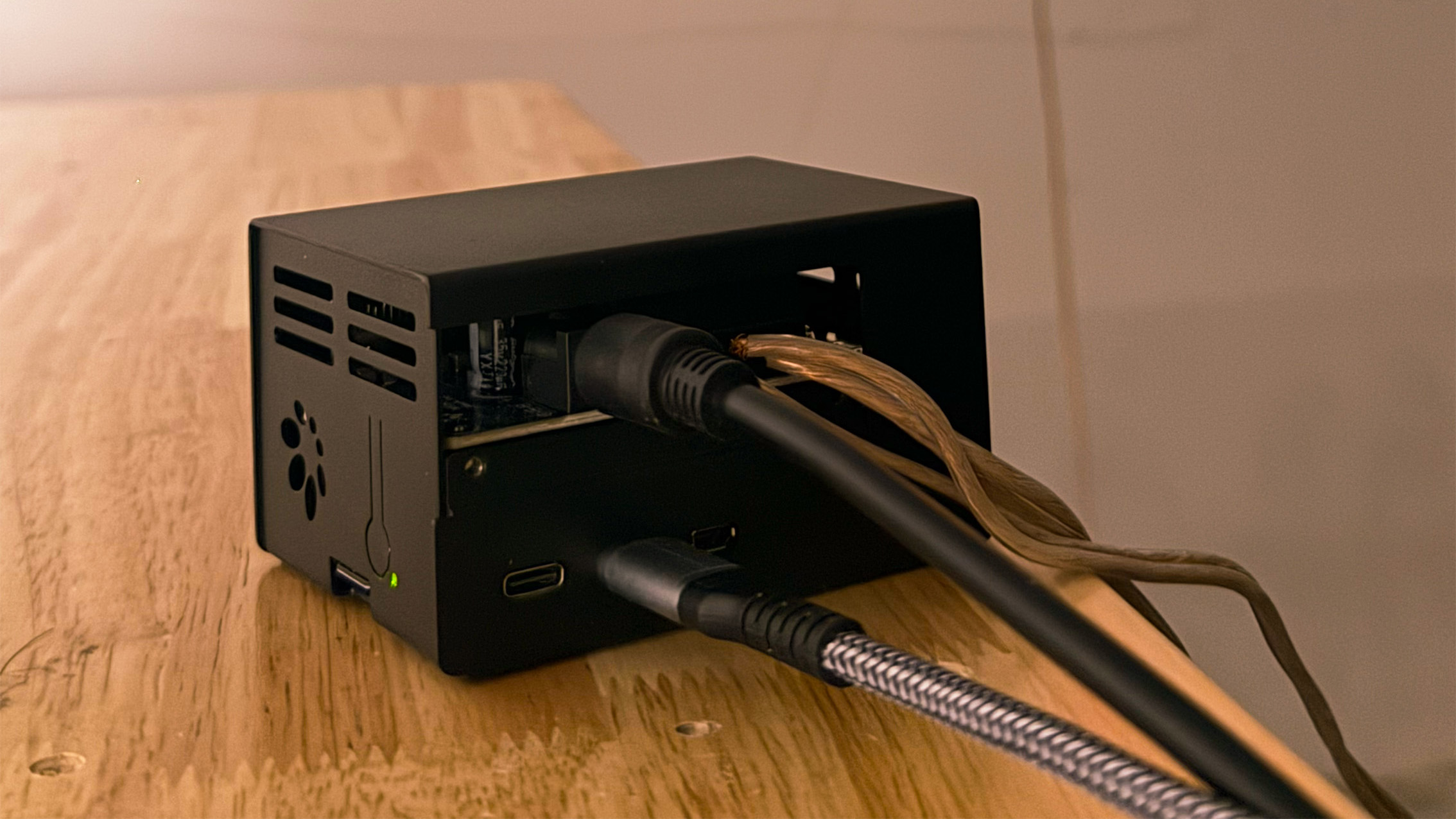 Raspberry Pi with audio hat running the instrument